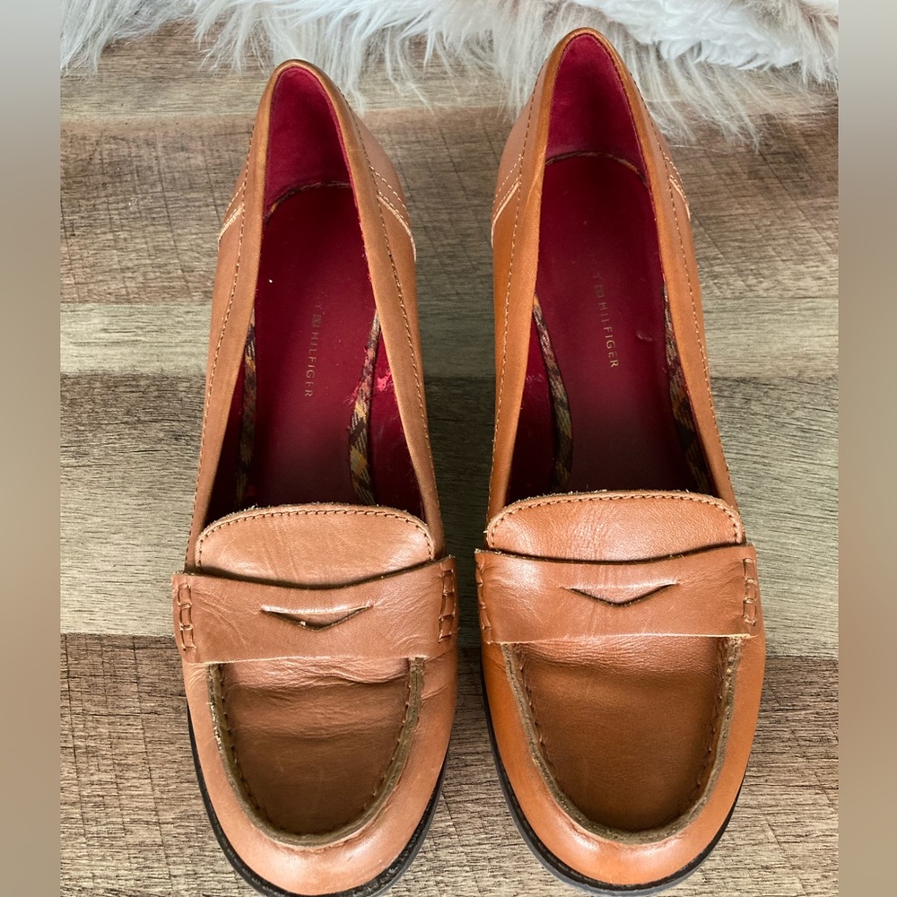 Tommy Hilfiger leather Penny Loafers size 7.5